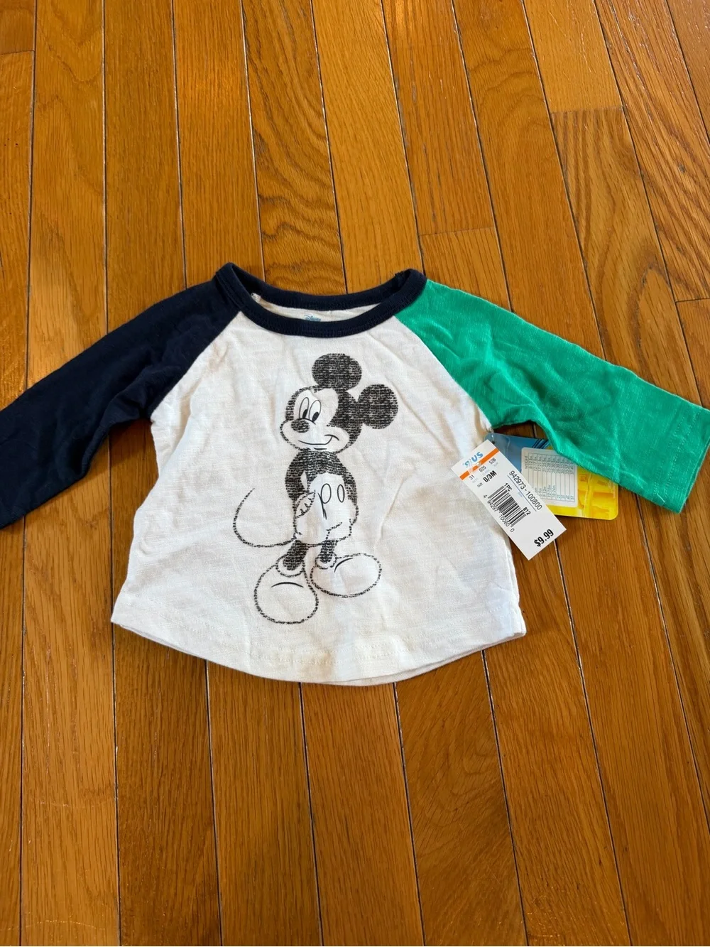 New Lot of 6 Pieces Disney Mickey Mouse Burt Bees Children’s Place Sz 0-3 months